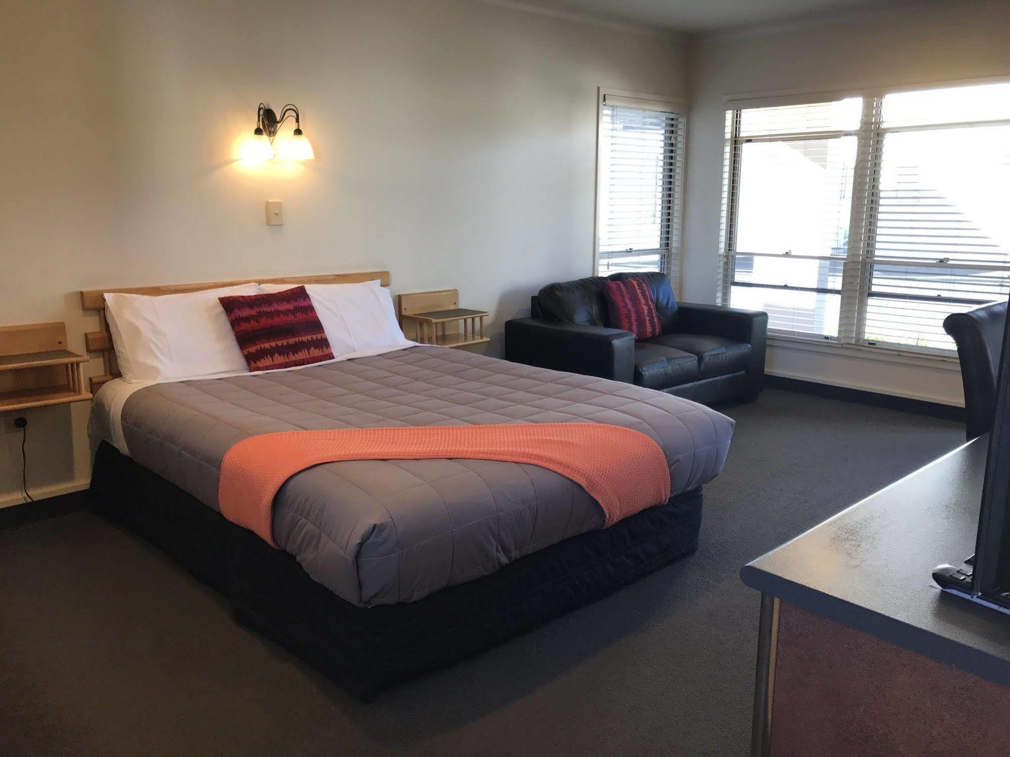 Pacific Harbour Motor Inn Gisborne Dış mekan fotoğraf