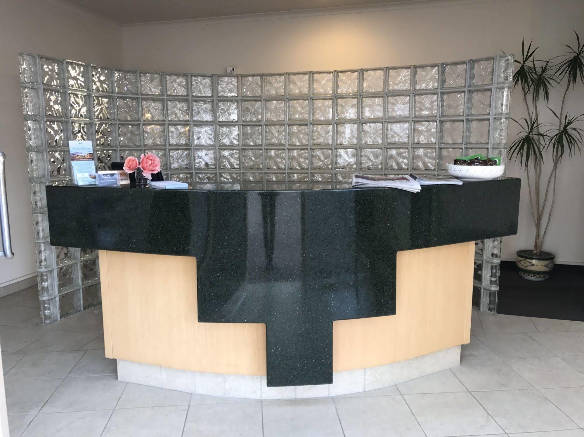 Pacific Harbour Motor Inn Gisborne Dış mekan fotoğraf
